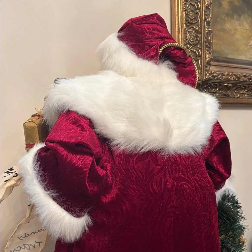 Kirkland Large Decorative Santa Statue 30” Tall
